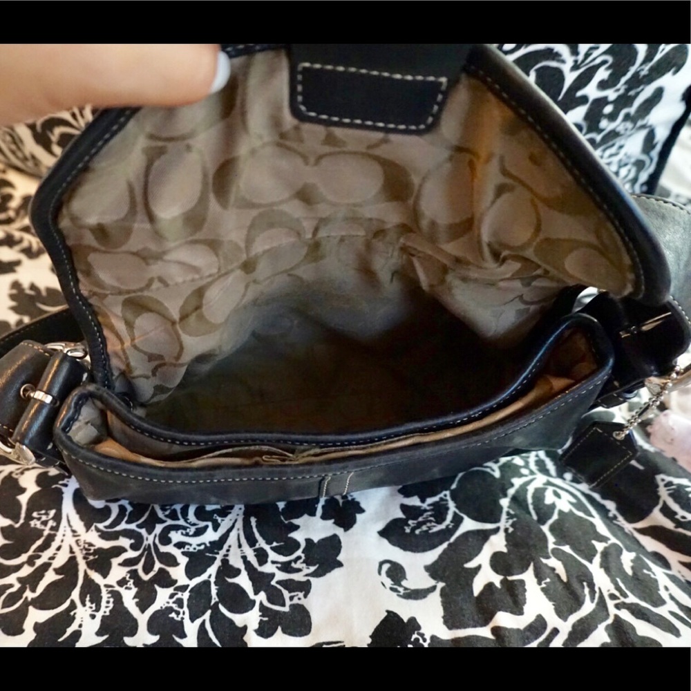 🖤Black Coach purse. Small.